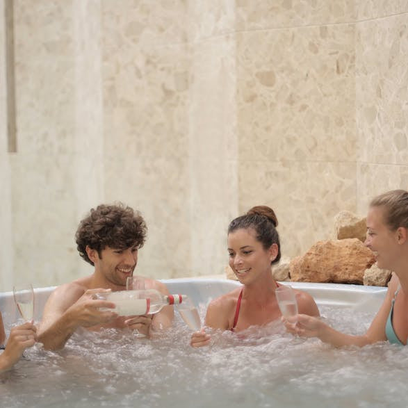 The Complete Guide to Winterizing Hot Tubs: Everything to Know